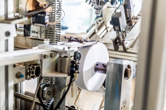 Fully automatic rolling machine